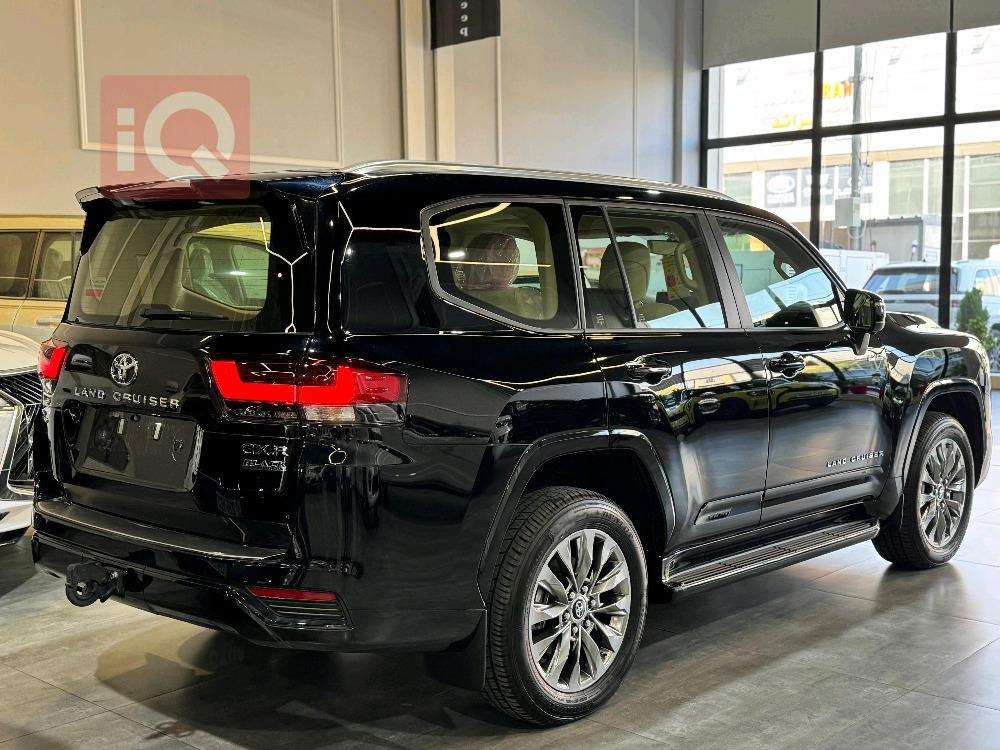 تويوتا لاندكروزر